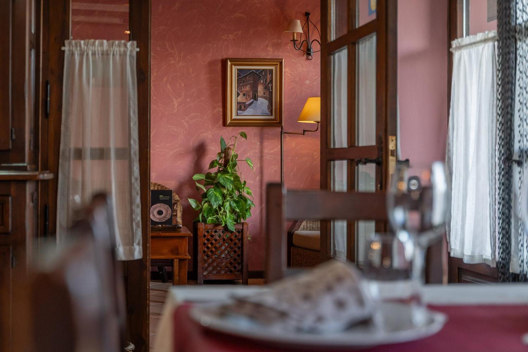 Hotel - Restaurante Prado Del Navazo Albarracín Esterno foto